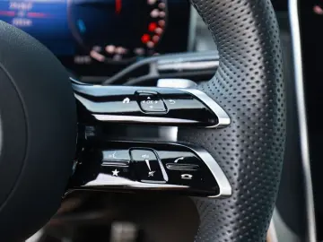 MERCEDES-BENZ GLC 300 de 4M AMG-Sport Technik Pano B…