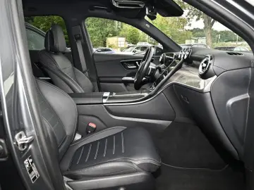MERCEDES-BENZ GLC 300 de 4M AMG Sport Premium NIGHT …