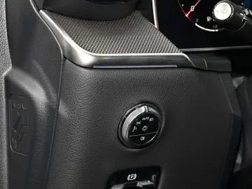 MERCEDES-BENZ GLC 300 de 4M AMG Sport Premium NIGHT …