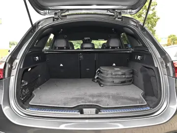 MERCEDES-BENZ GLC 300 de 4M AMG Sport Premium NIGHT …