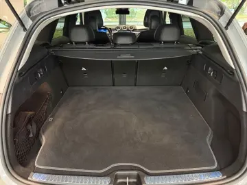 MERCEDES-BENZ GLC 300 e 4M AMG LED AMBIE BURM®3D 360 KAM AHK