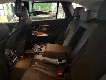 MERCEDES-BENZ GLC 300 e 4M AMG LED AMBIE BURM®3D 360 KAM AHK