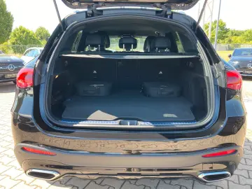 MERCEDES-BENZ GLC 300 de 4M AMG Line DIGITAL LIGHT A…