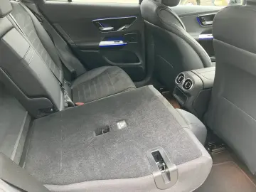 MERCEDES-BENZ GLC 300 de 4M AMG Line Distronic AHK Keyless