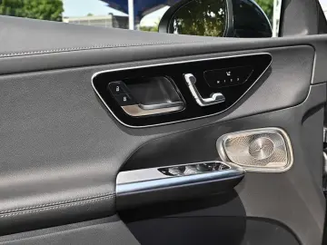 MERCEDES-BENZ GLC 300 de 4M AMG Sport Premium NIGHT PANO LED