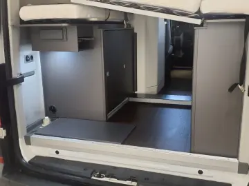 VW Crafter Grand California 600 DSG PAN 177PS KAM