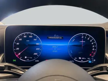 MERCEDES-BENZ GLC 300 e 4M Coupe AMG Adva  AHK Distr…