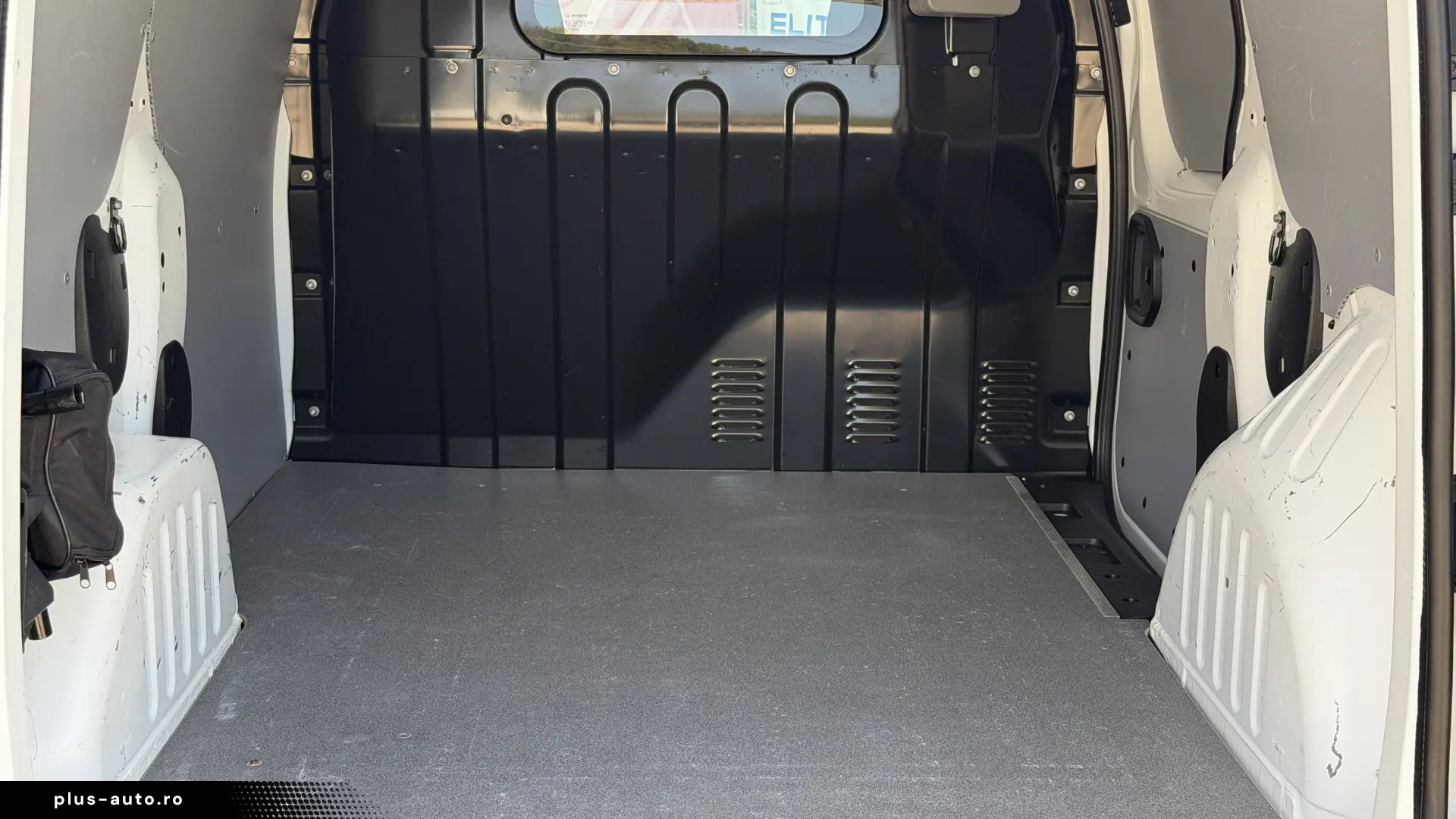 RENAULT EXPRESS  2021  1.5 DCI  95 CP