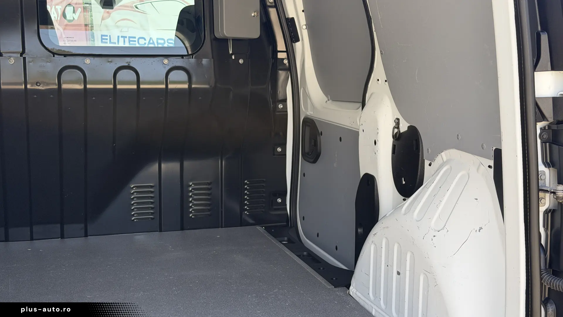 RENAULT EXPRESS  2021  1.5 DCI  95 CP