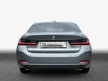 BMW 318d Sedan