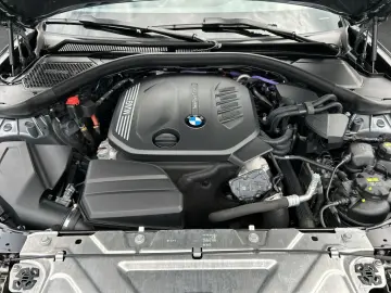 BMW 318d Sedan