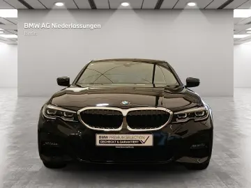 BMW 318i Limousine M Sport Harman Kardon