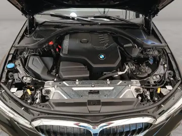 BMW 318i Limousine M Sport Harman Kardon