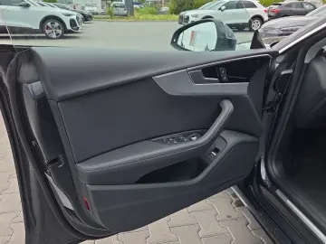 AUDI A5 Sportback Advanced 35 TFSI Navi LED Alu AHK E