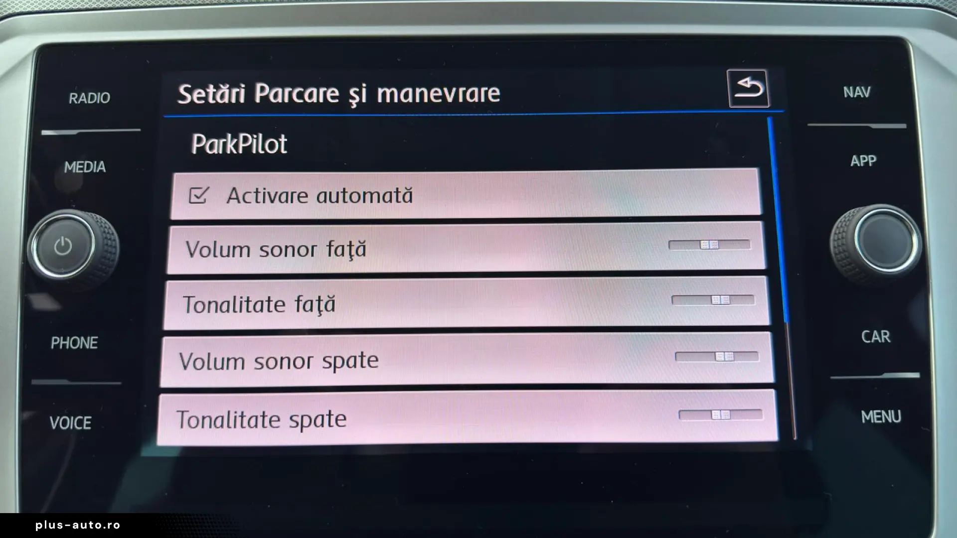 VW Passat Variant 2.0 TDI 4Motion DSG  R-Line Exterior