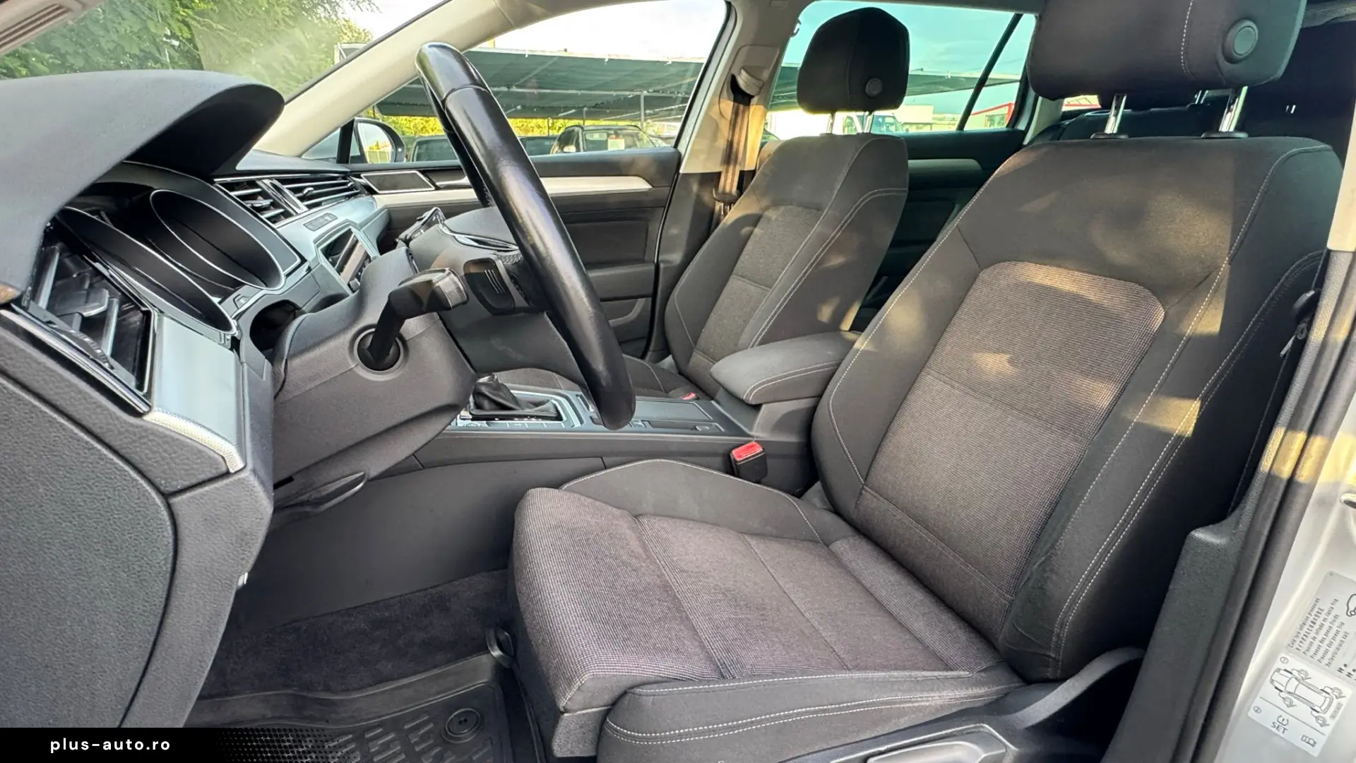 VW Passat Variant 2.0 TDI 4Motion DSG  R-Line Exterior