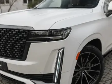 Cadillac Escalade 6.2 V8   7 LOCURI   HUD   360    PPF   4x4