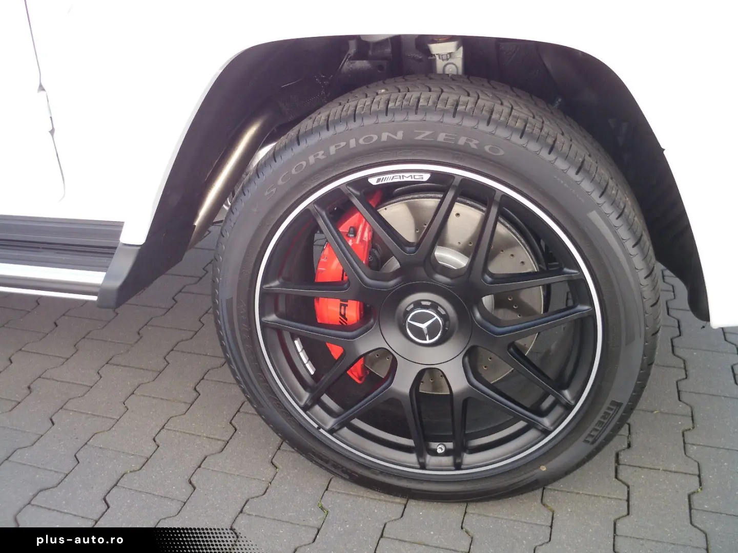 MERCEDES-BENZ G 63 AMG Night Superior 22 Zoll