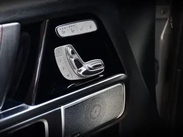 MERCEDES-BENZ G 63 AMG   G manufaktur   Sternenhimmel   Grey