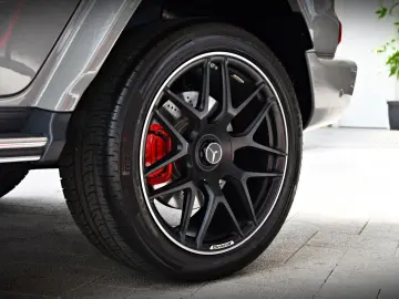 MERCEDES-BENZ G 63 AMG   G manufaktur   Sternenhimmel   Grey