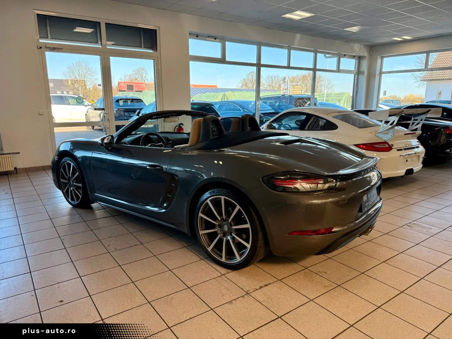 PORSCHE 718 Boxster 20 Zoll   BOSE   Bi-Color   PCM-Navi