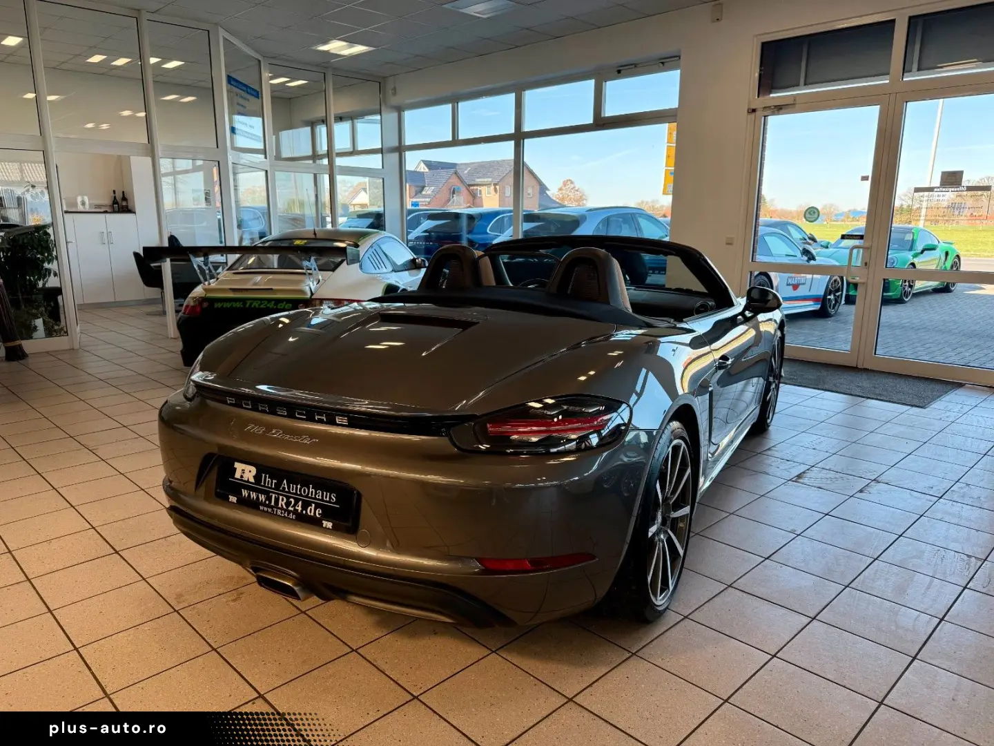 PORSCHE 718 Boxster 20 Zoll   BOSE   Bi-Color   PCM-Navi