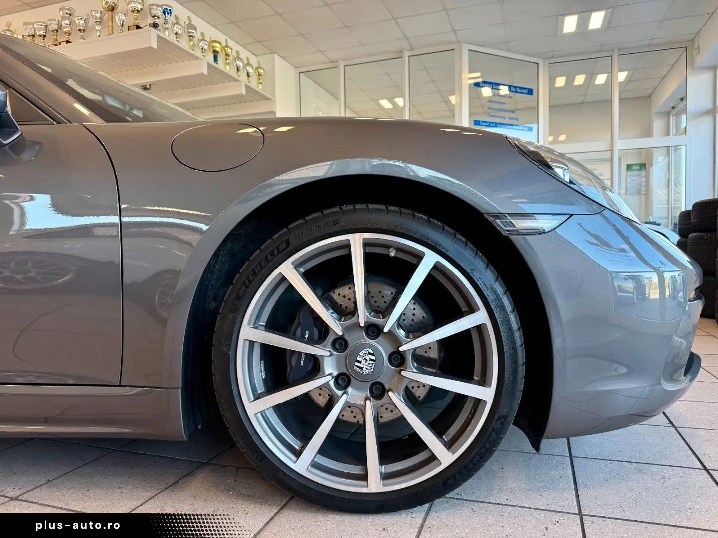 PORSCHE 718 Boxster 20 Zoll   BOSE   Bi-Color   PCM-Navi