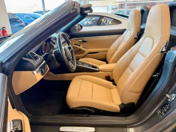PORSCHE 718 Boxster 20 Zoll   BOSE   Bi-Color   PCM-Navi