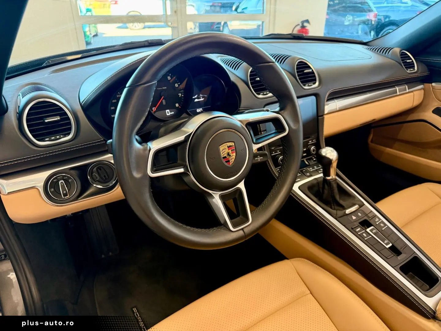 PORSCHE 718 Boxster 20 Zoll   BOSE   Bi-Color   PCM-Navi