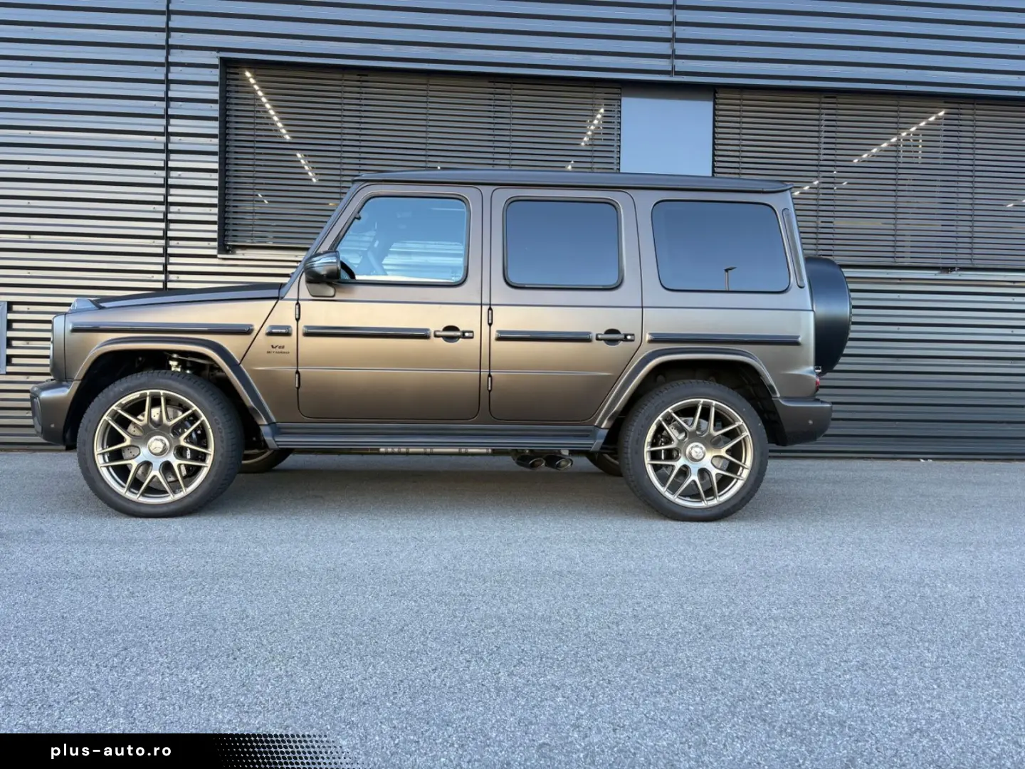 MERCEDES-BENZ G 63 AMG MEGAVOLL-1.HAND-1700 KM !! FACELIFT