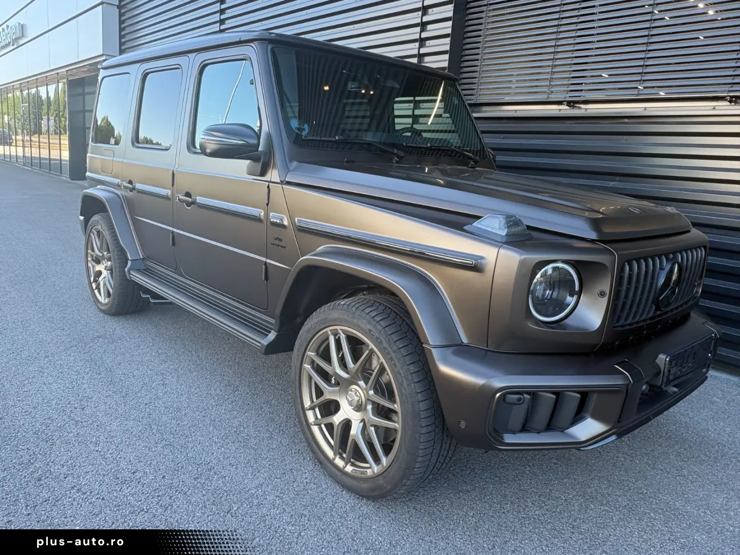 MERCEDES-BENZ G 63 AMG MEGAVOLL-1.HAND-1700 KM !! FACELIFT