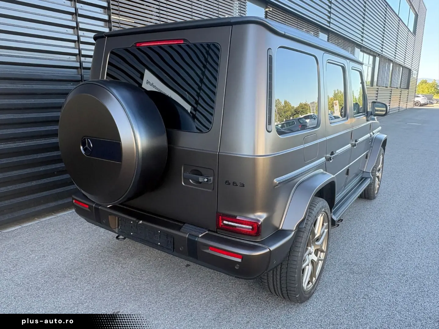 MERCEDES-BENZ G 63 AMG MEGAVOLL-1.HAND-1700 KM !! FACELIFT