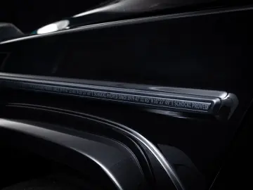 MERCEDES-BENZ G 450d AMG-Line SUPERIOR MBEAM DISTR G…