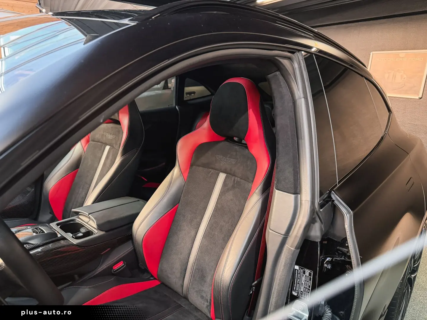 ASTON MARTIN DBX 707   Full Carbon   Sports Plus Seats   PPF