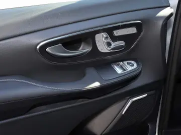 MERCEDES-BENZ V 250 d AVANTGARDE Long