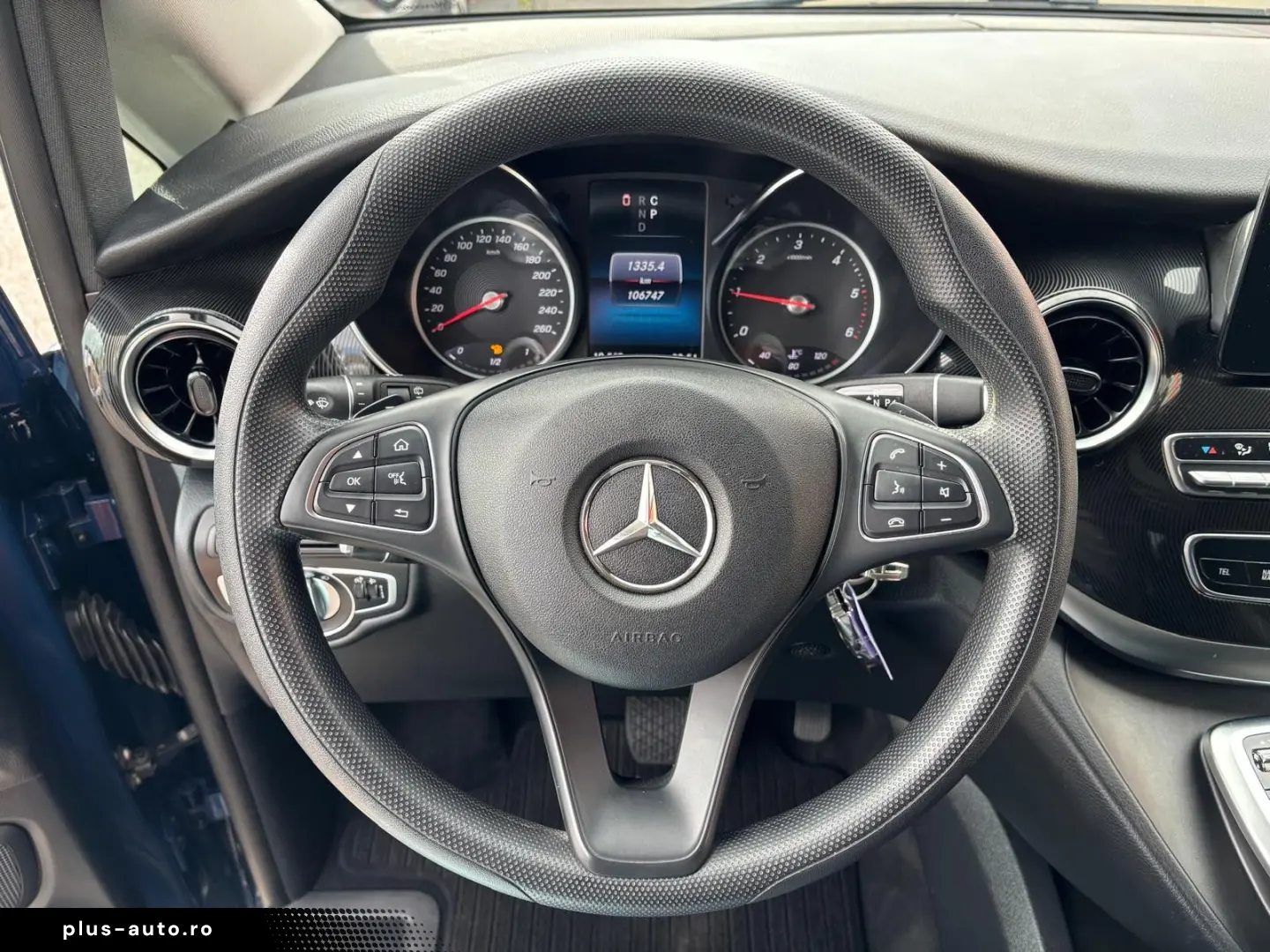 MERCEDES-BENZ V 220 d LANG