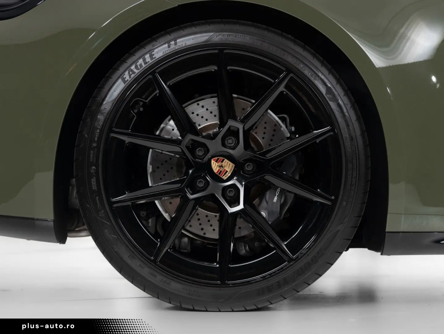 PORSCHE 911 Carrera   PTS Nato Olive   Aerokit   Chrono