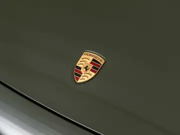PORSCHE 911 Carrera   PTS Nato Olive   Aerokit   Chrono