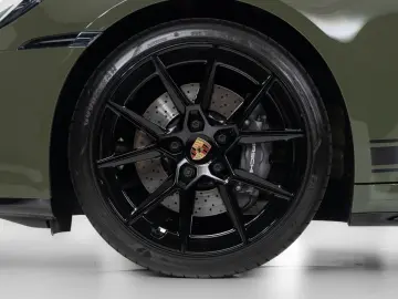 PORSCHE 911 Carrera   PTS Nato Olive   Aerokit   Chrono
