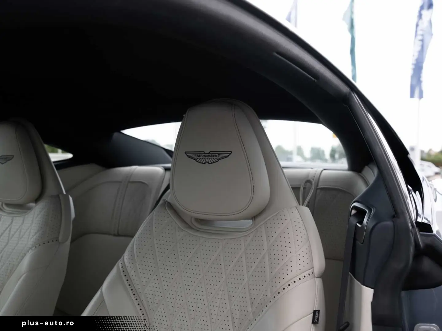 ASTON MARTIN DB12 V8 Coupe