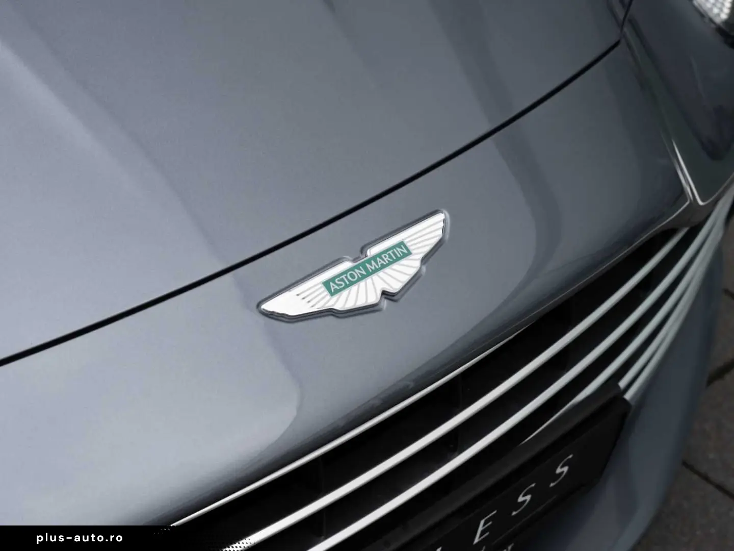 ASTON MARTIN DB12 V8 Coupe