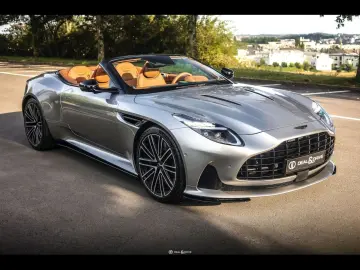 ASTON MARTIN DB12 VOLANTE SPIRIT SILVER PPF BLACK PA…