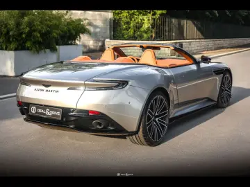 ASTON MARTIN DB12 VOLANTE SPIRIT SILVER PPF BLACK PA…