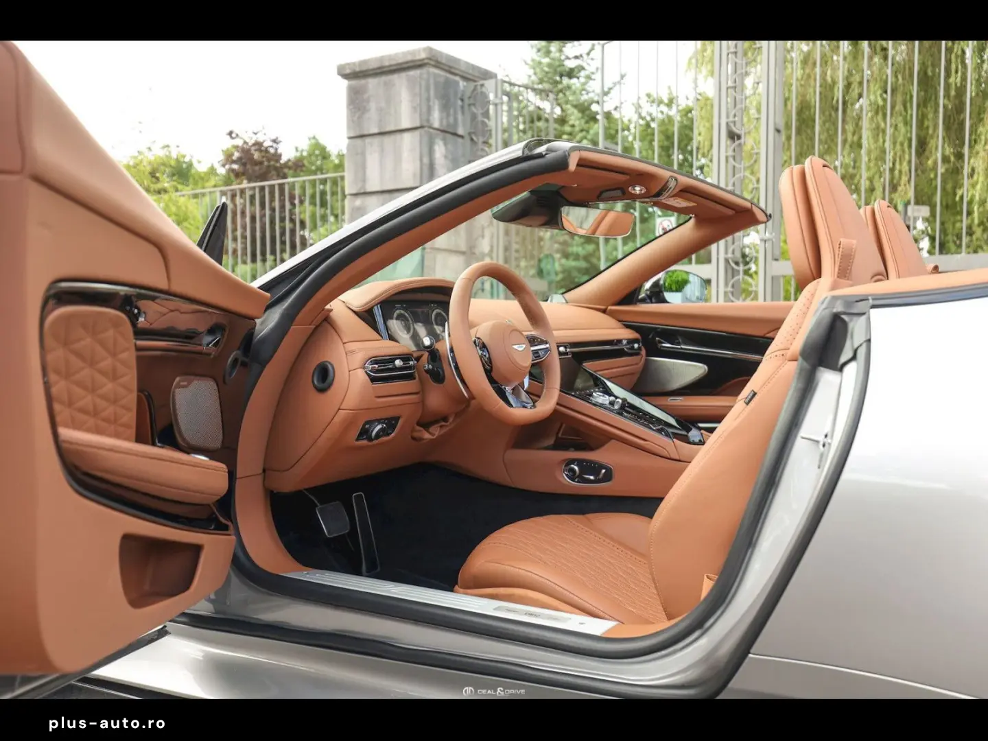 ASTON MARTIN DB12 VOLANTE SPIRIT SILVER PPF BLACK PA&hellip;