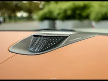 ASTON MARTIN DB12 VOLANTE SPIRIT SILVER PPF BLACK PA…