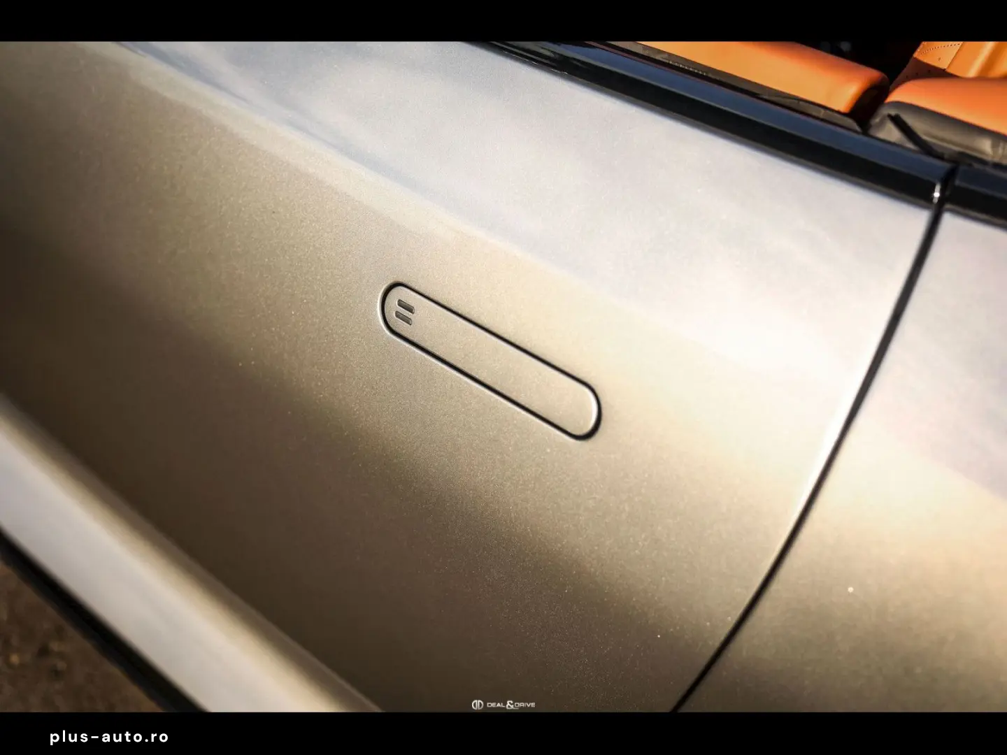 ASTON MARTIN DB12 VOLANTE SPIRIT SILVER PPF BLACK PA&hellip;