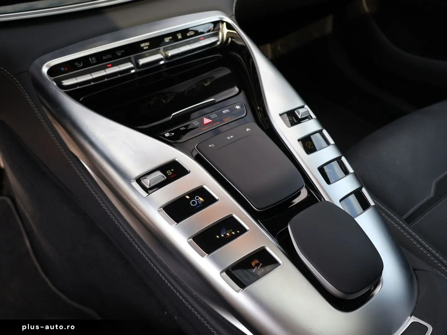 MERCEDES-BENZ AMG GT 53 4M  KeyGo-SoftClose-Navi-AHK&hellip;