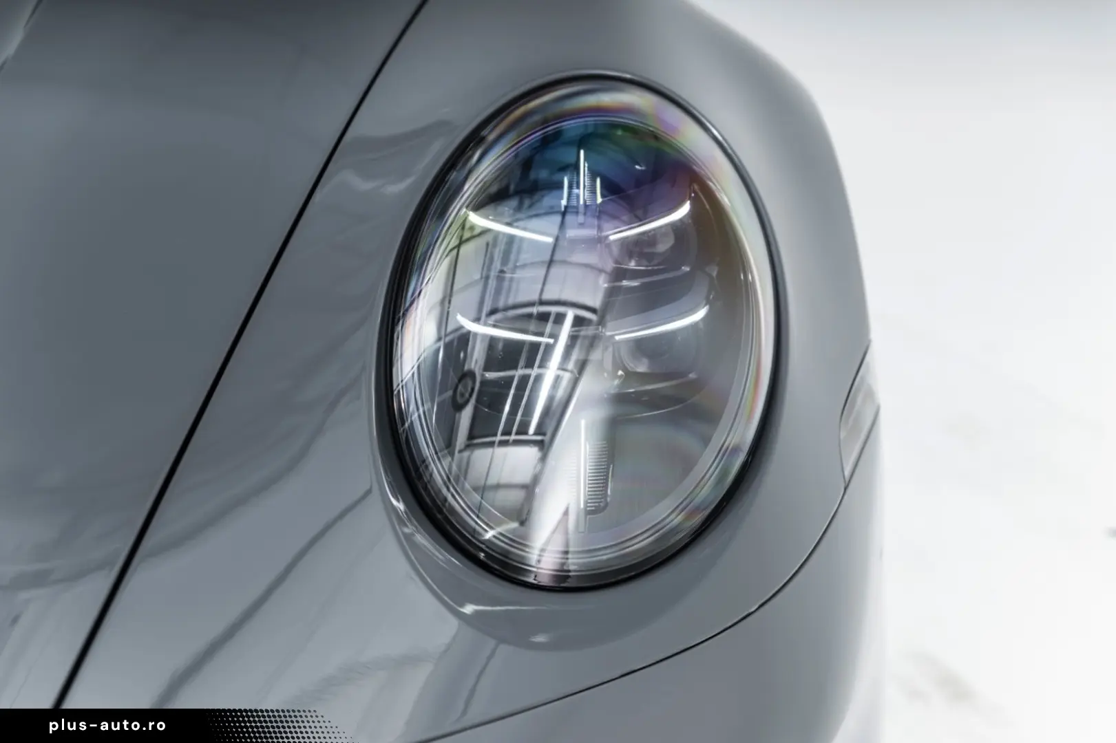 PORSCHE 992.2 Carrera 4 GTS THybr Burmester Aerokit Lift
