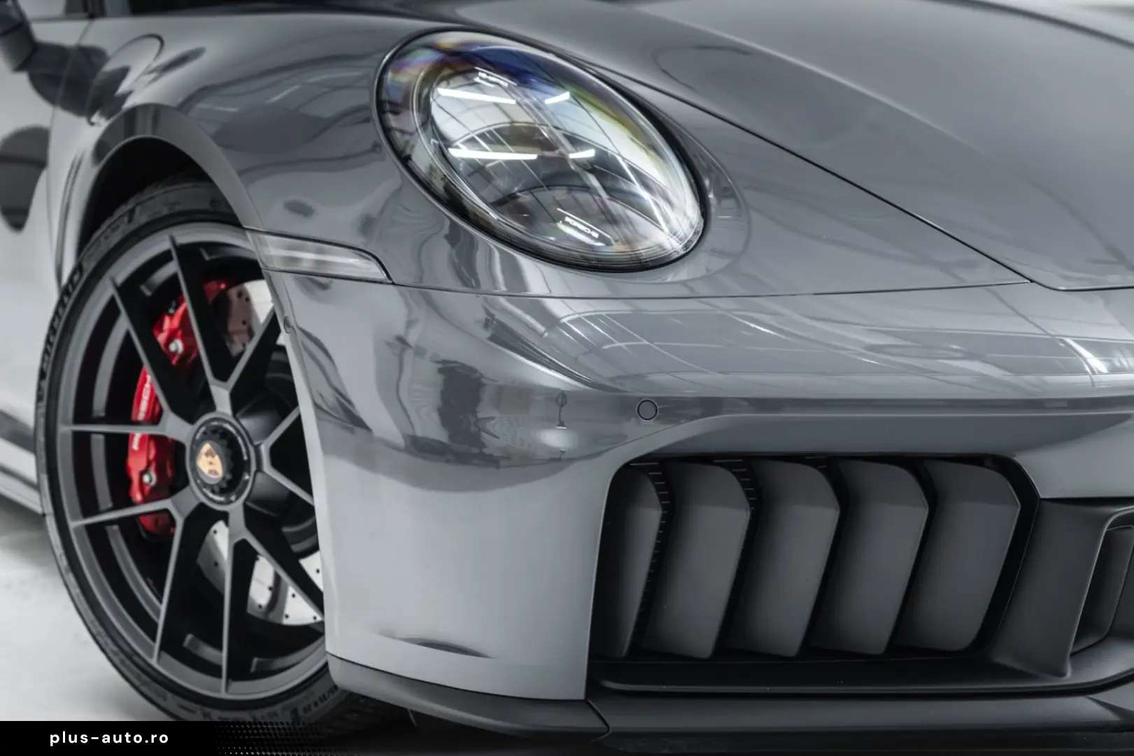 PORSCHE 992.2 Carrera 4 GTS THybr Burmester Aerokit Lift