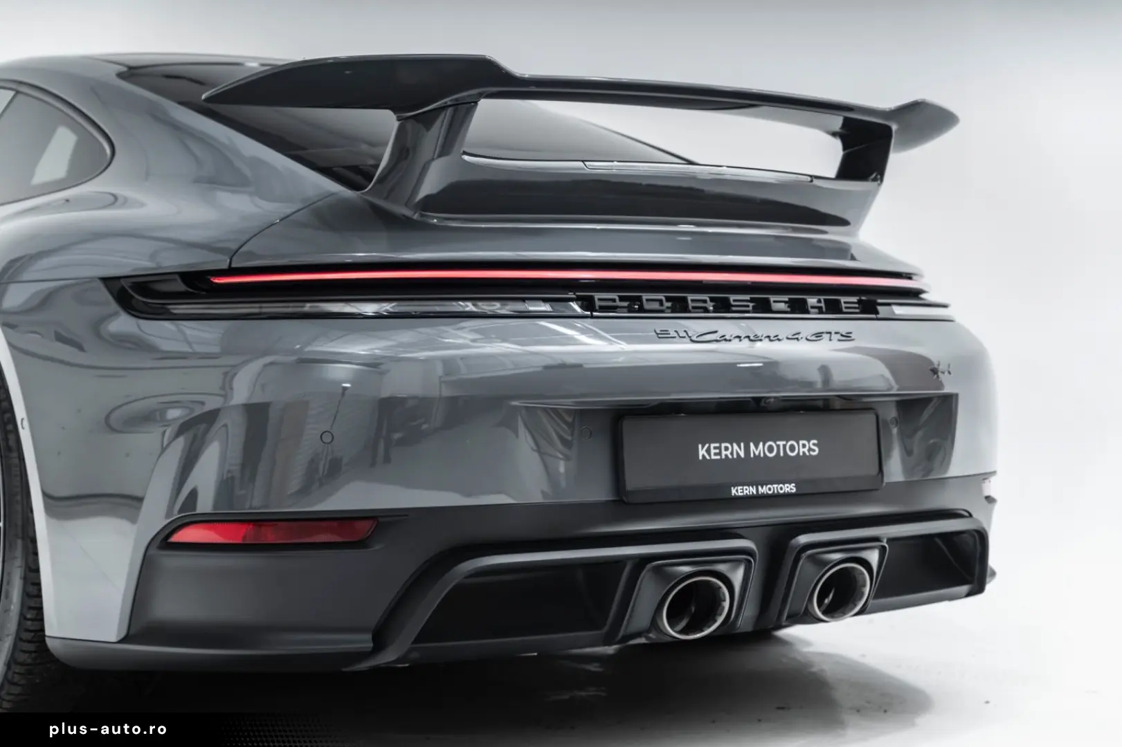 PORSCHE 992.2 Carrera 4 GTS THybr Burmester Aerokit Lift